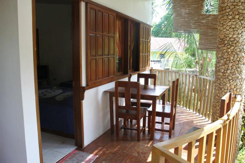 Boracay Holiday Resort Balabag  Bilik gambar