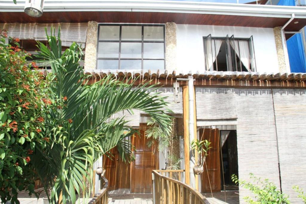 Boracay Holiday Resort Balabag  Bilik gambar